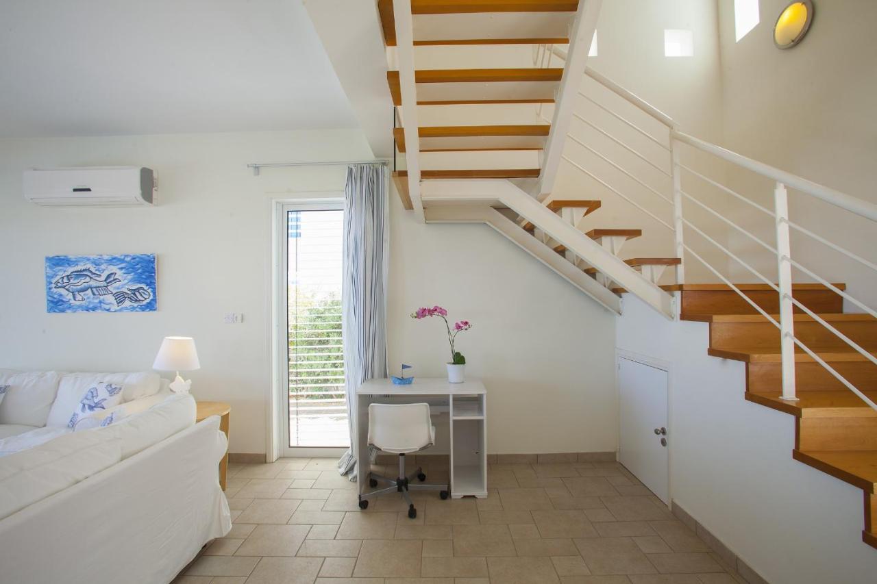 Protaras Seafront Villa Melissa Buitenkant foto