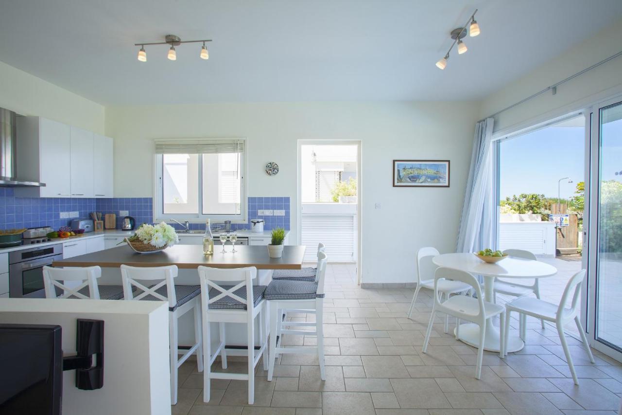 Protaras Seafront Villa Melissa Buitenkant foto